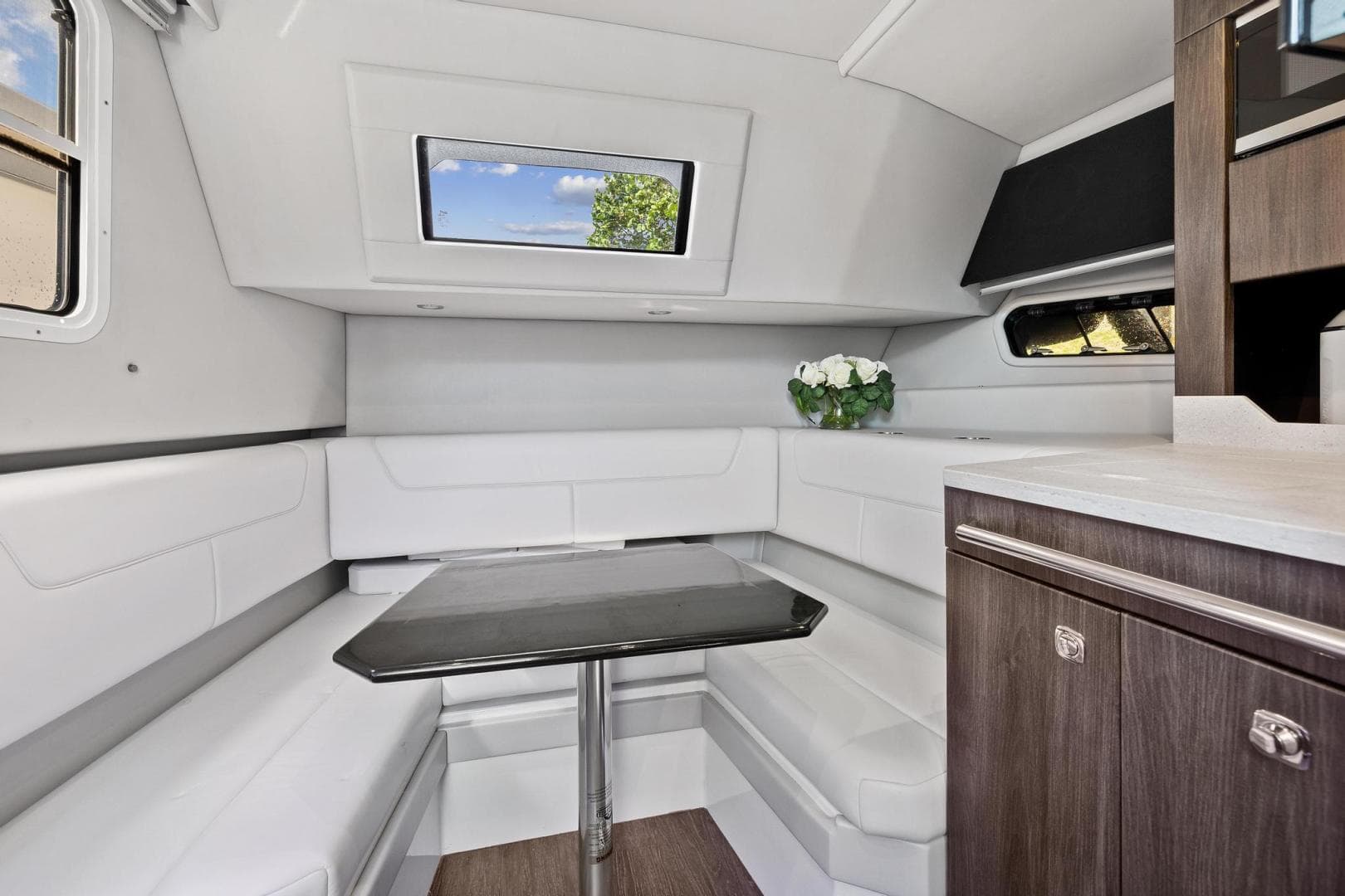 2021 Formula 380 SSC