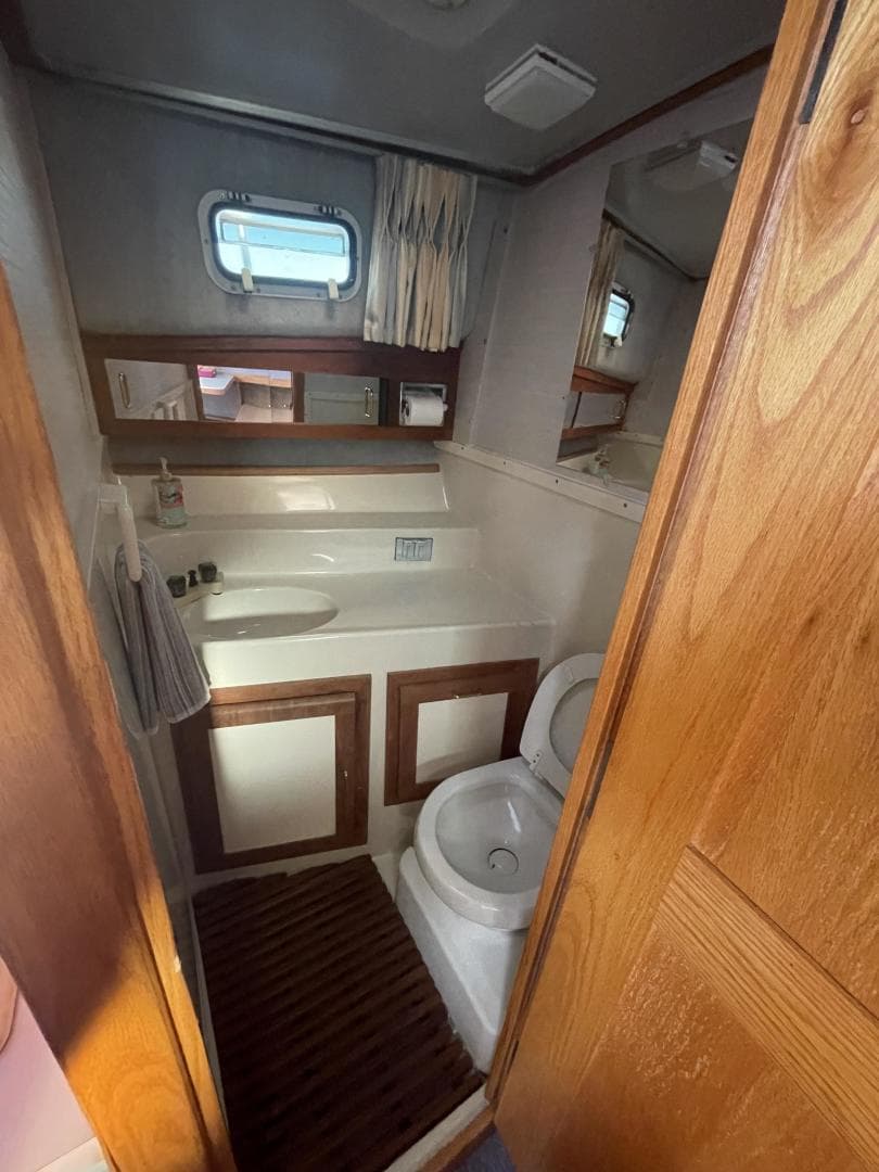 1988 Mainship Nantucket