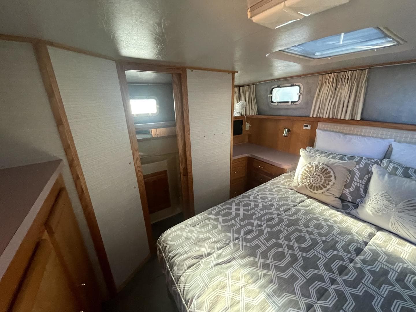 1988 Mainship Nantucket