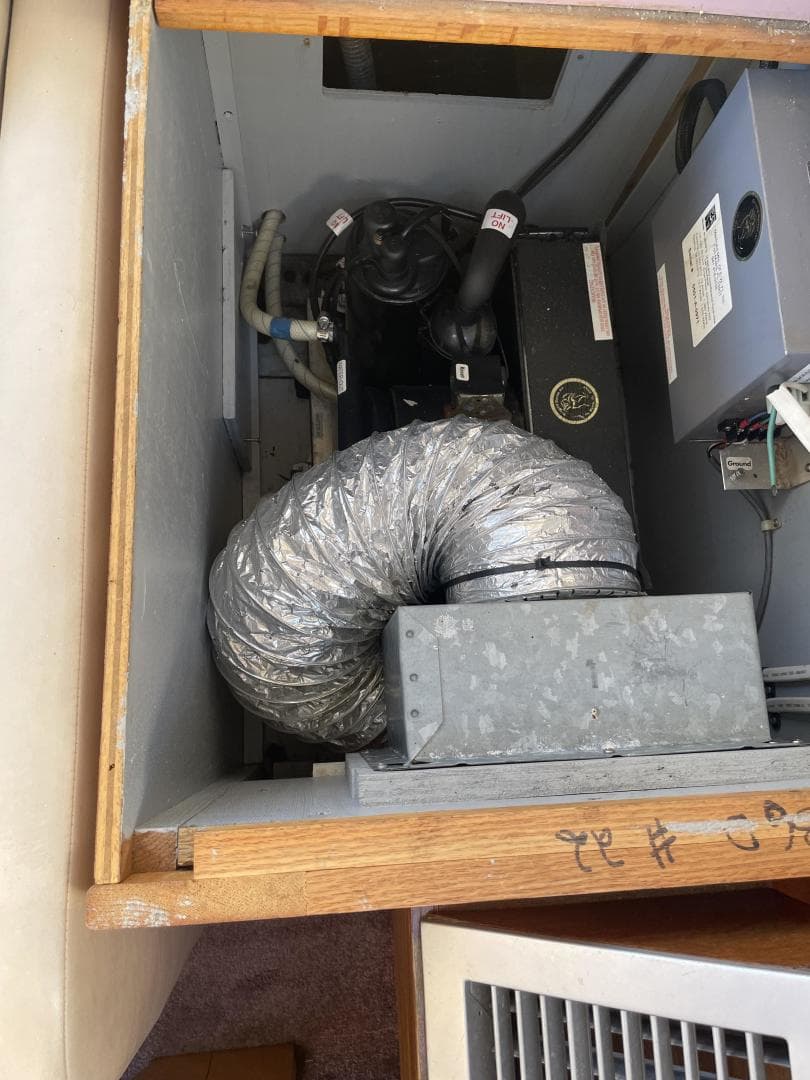 1988 Mainship Nantucket