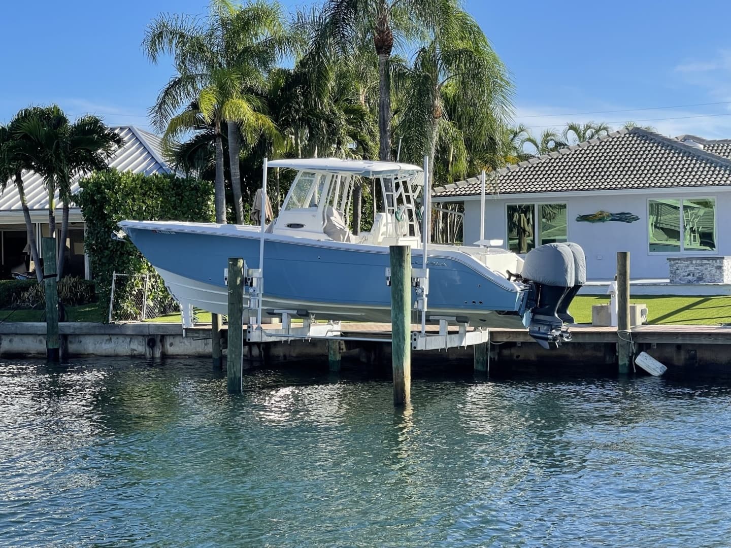 2020 Cobia 301