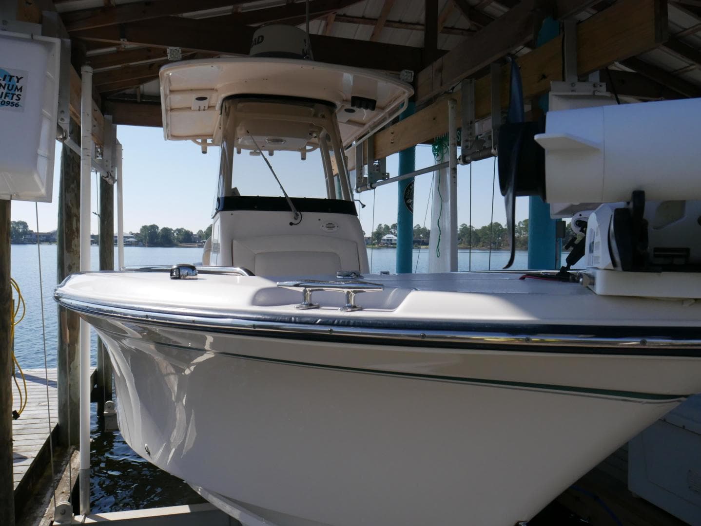 2017 Grady-White 257 Fisherman