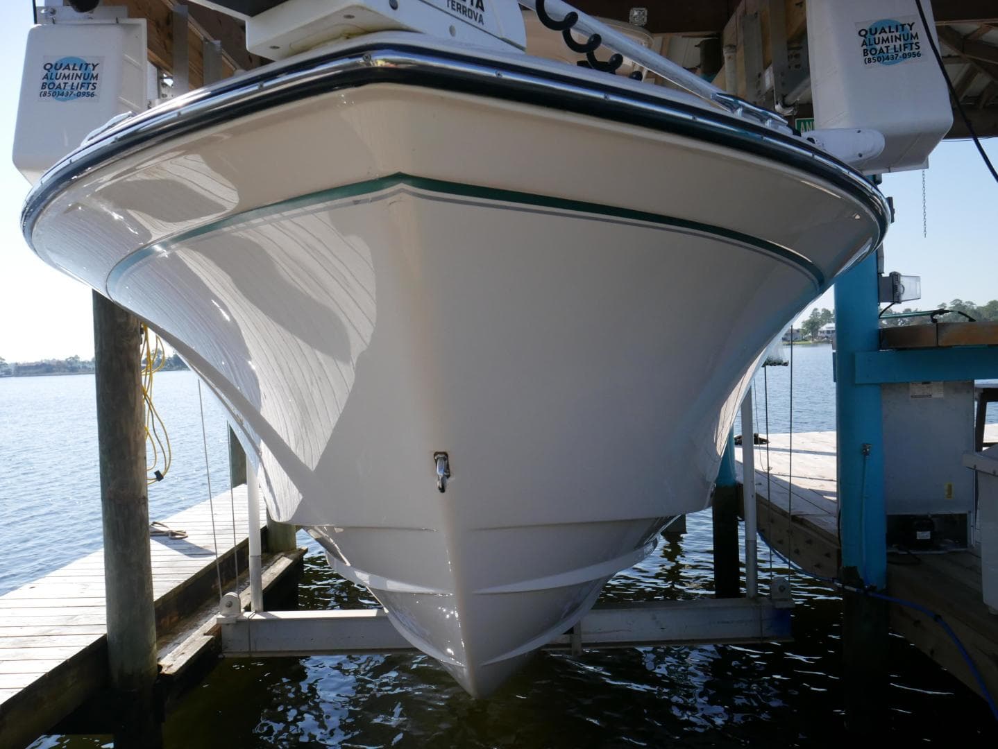 2017 Grady-White 257 Fisherman