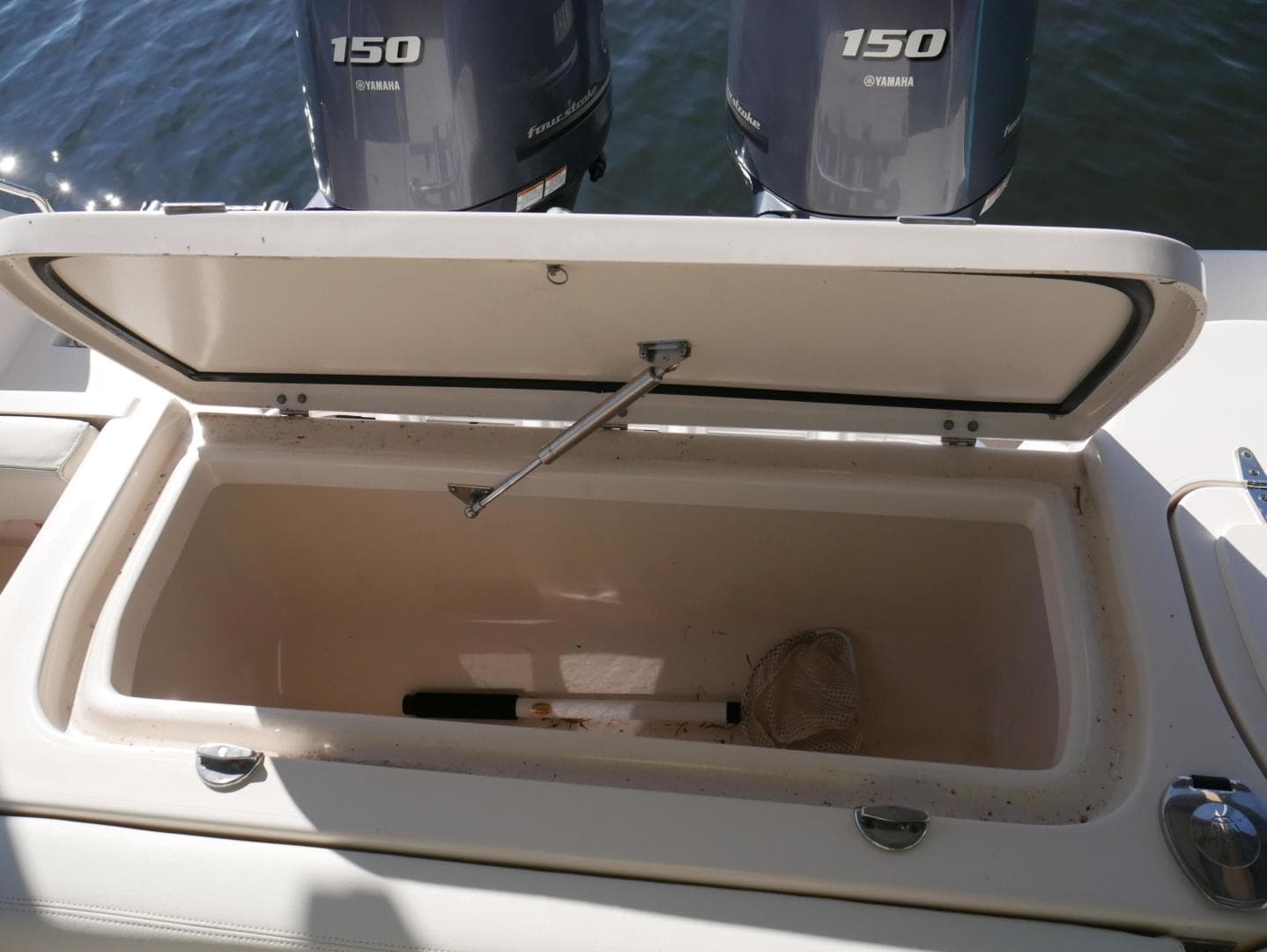 2017 Grady-White 257 Fisherman