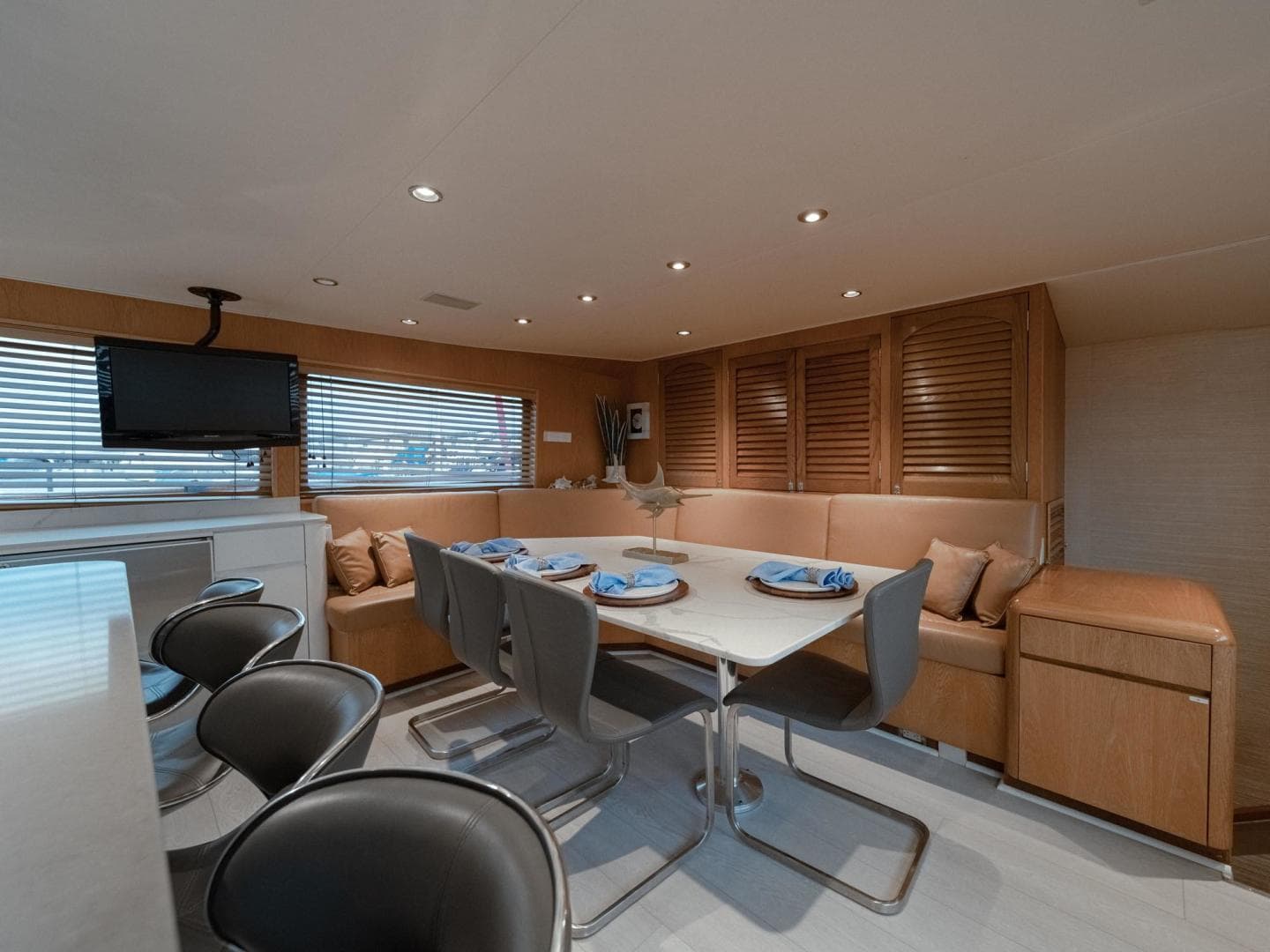 1995 Broward Raised Pilothouse