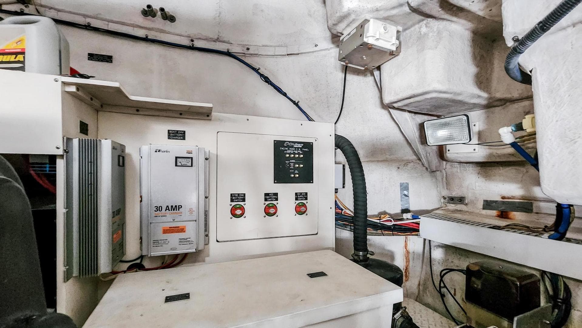 2007 Cruisers 520 Express