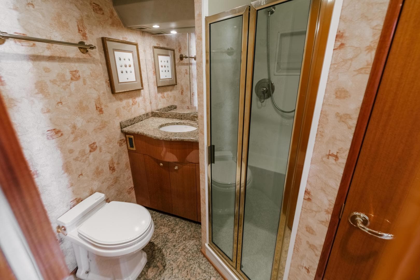 2003 Viking 56 Convertible - SECTACULAR BID