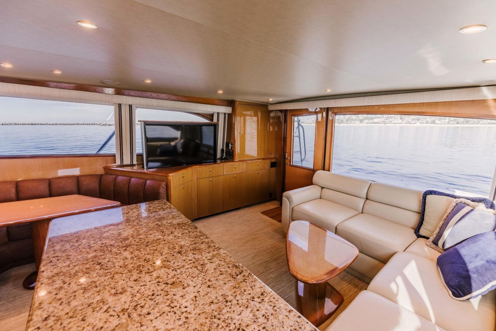 2003 Viking 56 Convertible - SECTACULAR BID