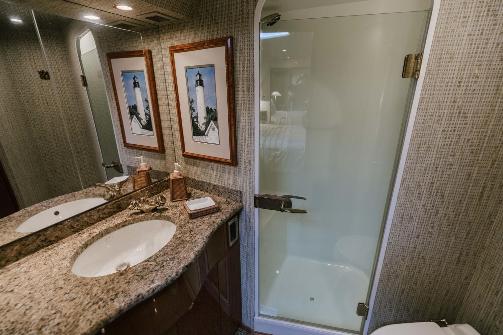 2003 Viking 56 Convertible - SECTACULAR BID