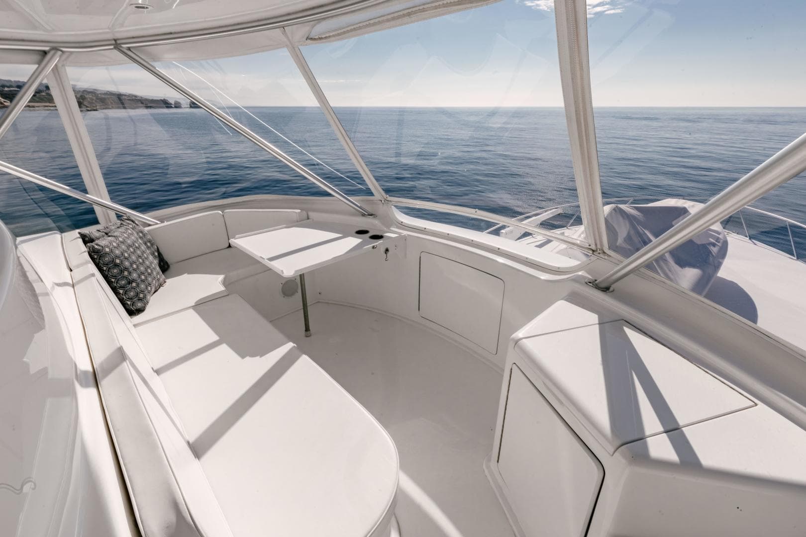 2003 Viking 56 Convertible - SECTACULAR BID