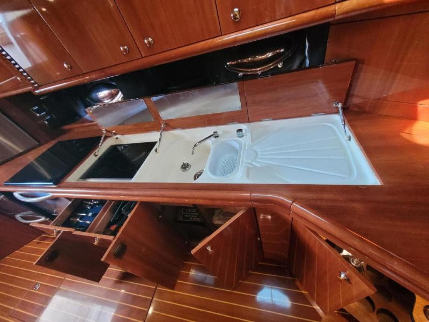 1999 Sunseeker Predator 58