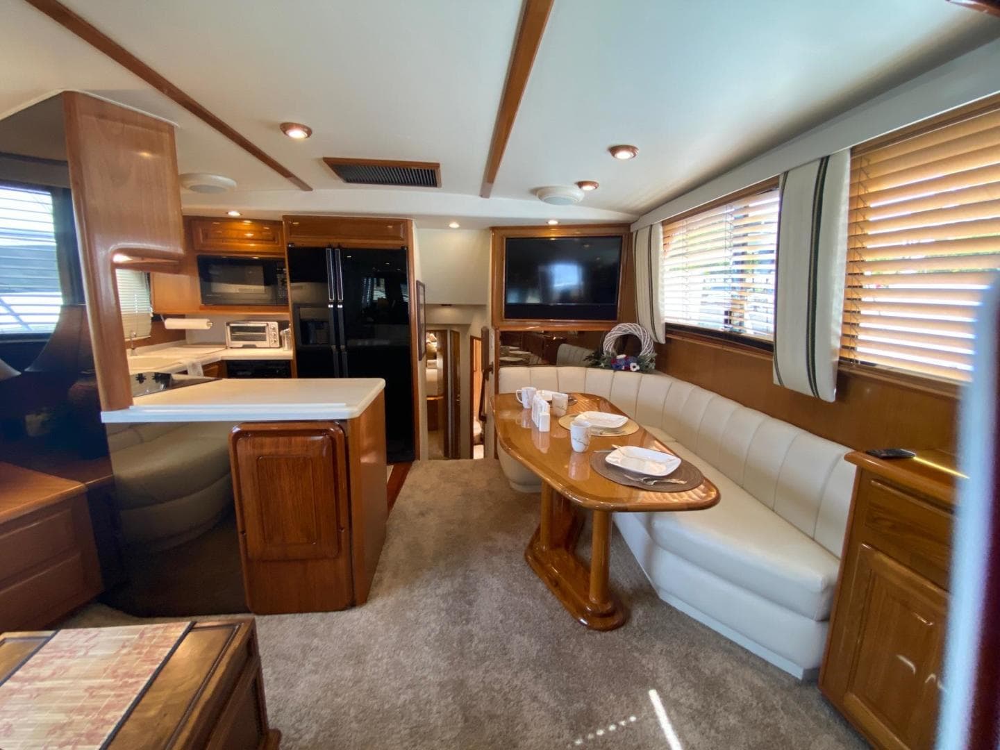 1998 Viking 54 Sport Yacht