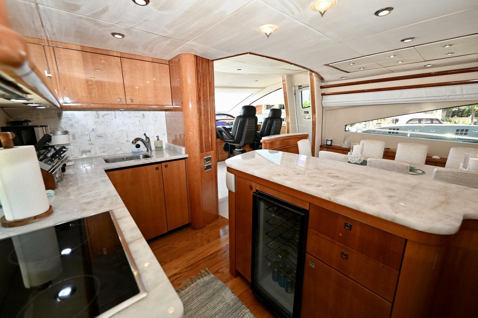 2005 Sunseeker Yacht