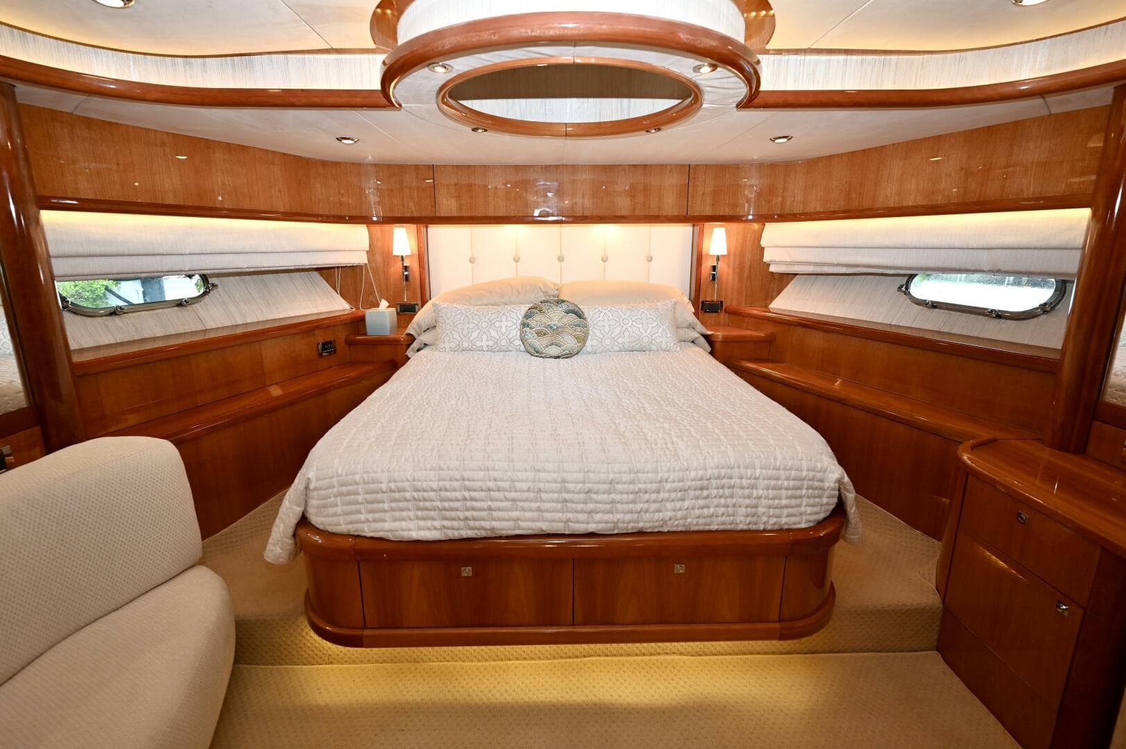 2005 Sunseeker Yacht