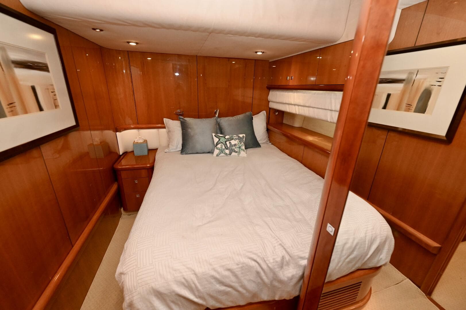 2005 Sunseeker Yacht