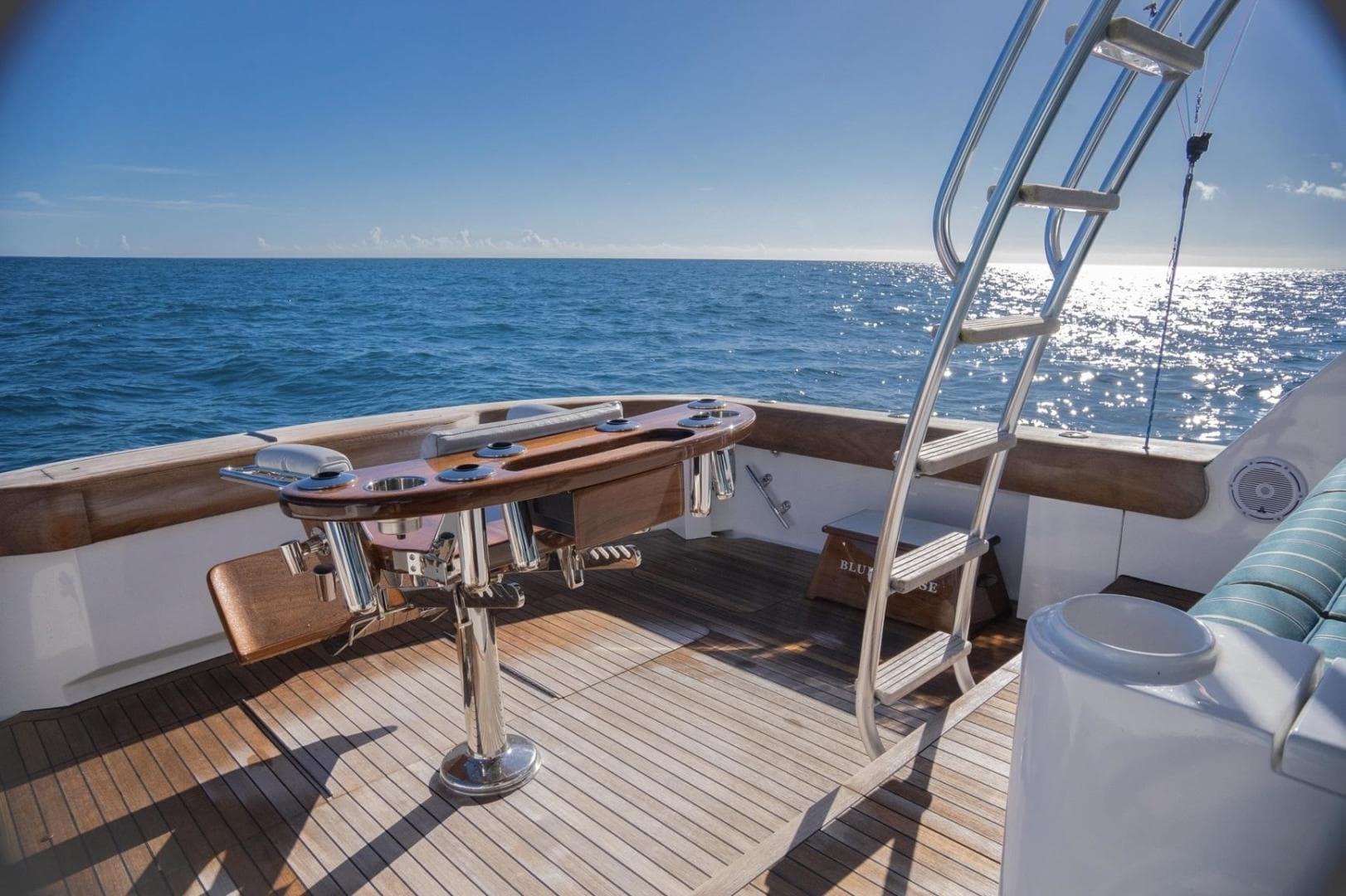 2005 Hatteras 60 Convertible