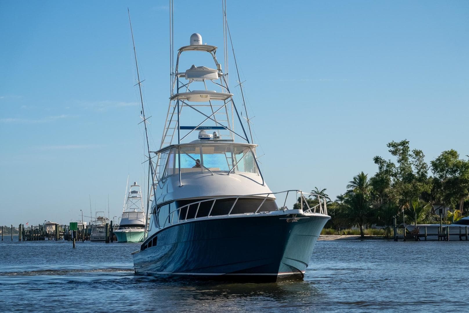2005 Hatteras 60 Convertible