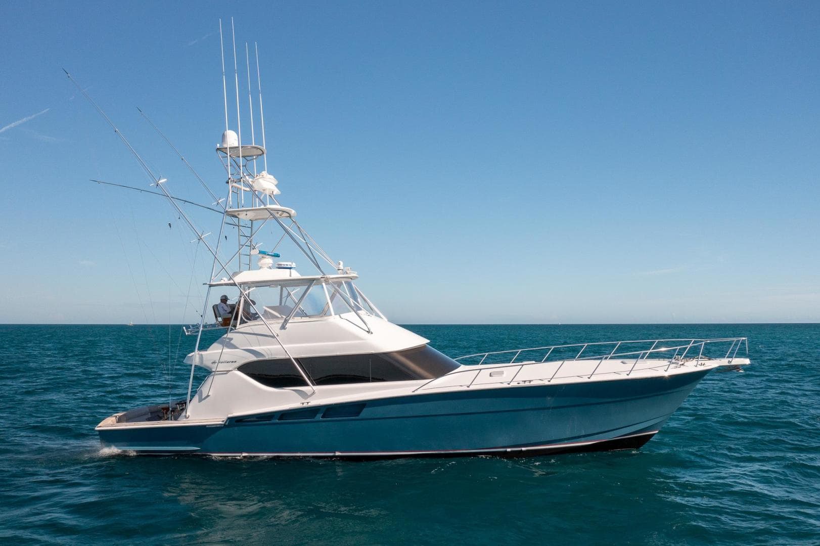 2005 Hatteras 60 Convertible