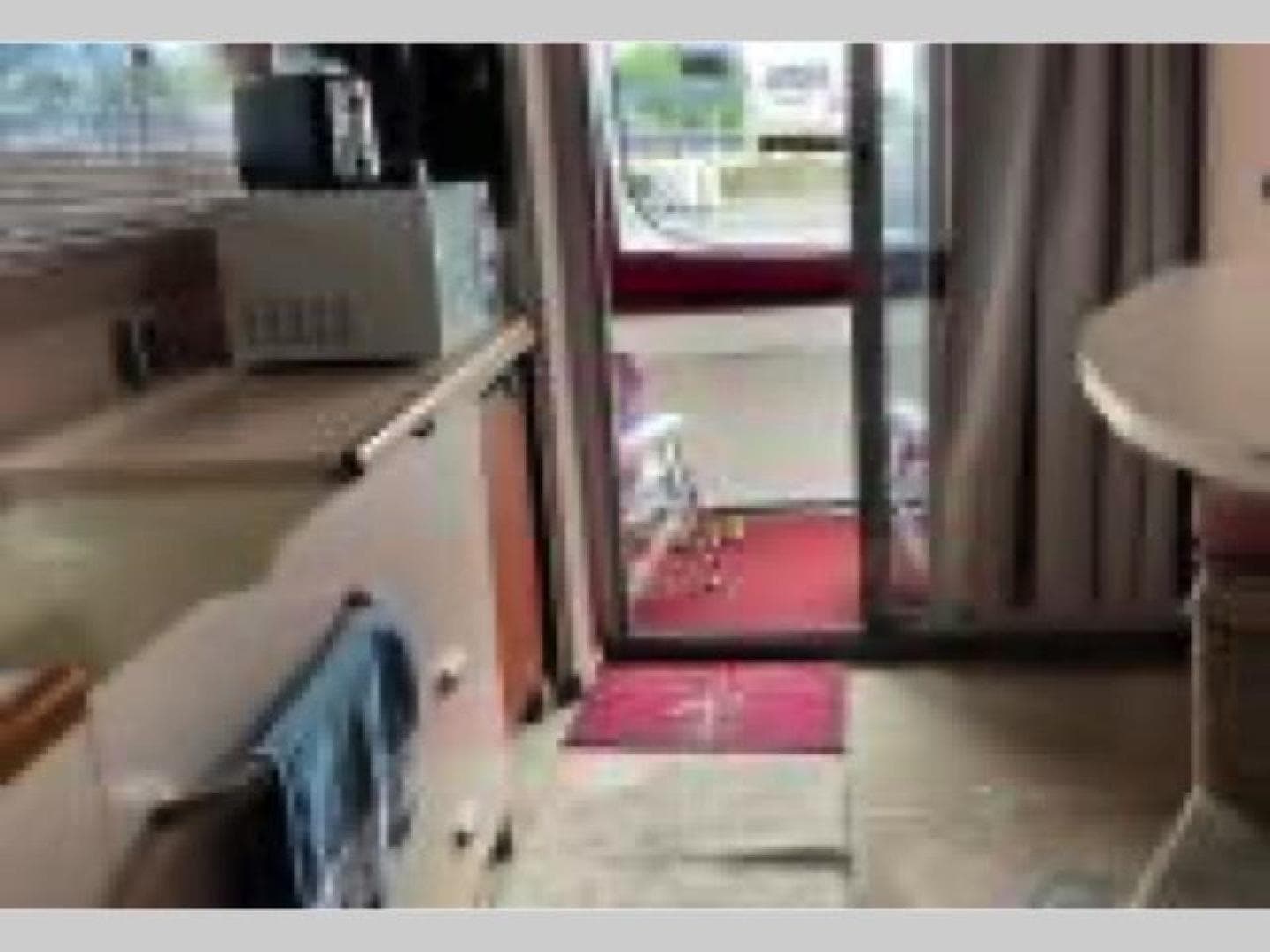 1989 Sea Ray 300 Sedan Bridge