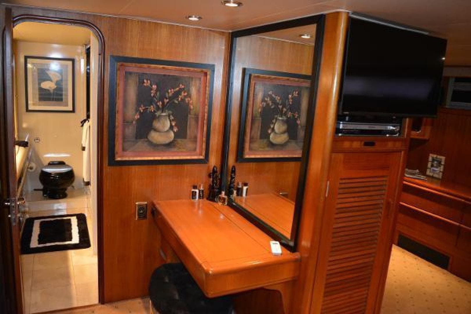 1989 Viking Motor Yacht