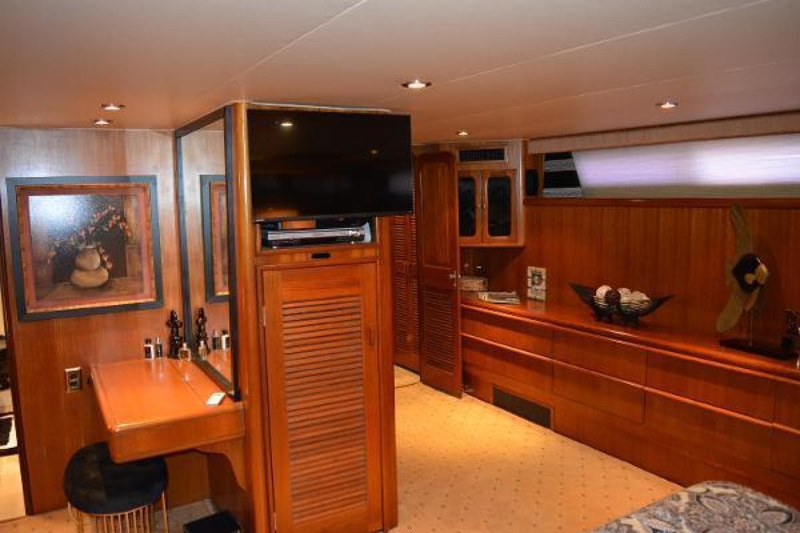 1989 Viking Motor Yacht