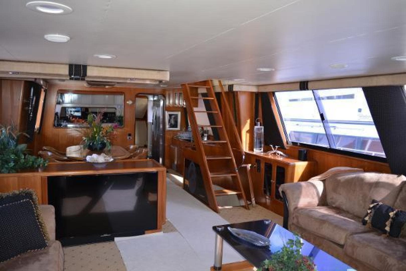 1989 Viking Motor Yacht