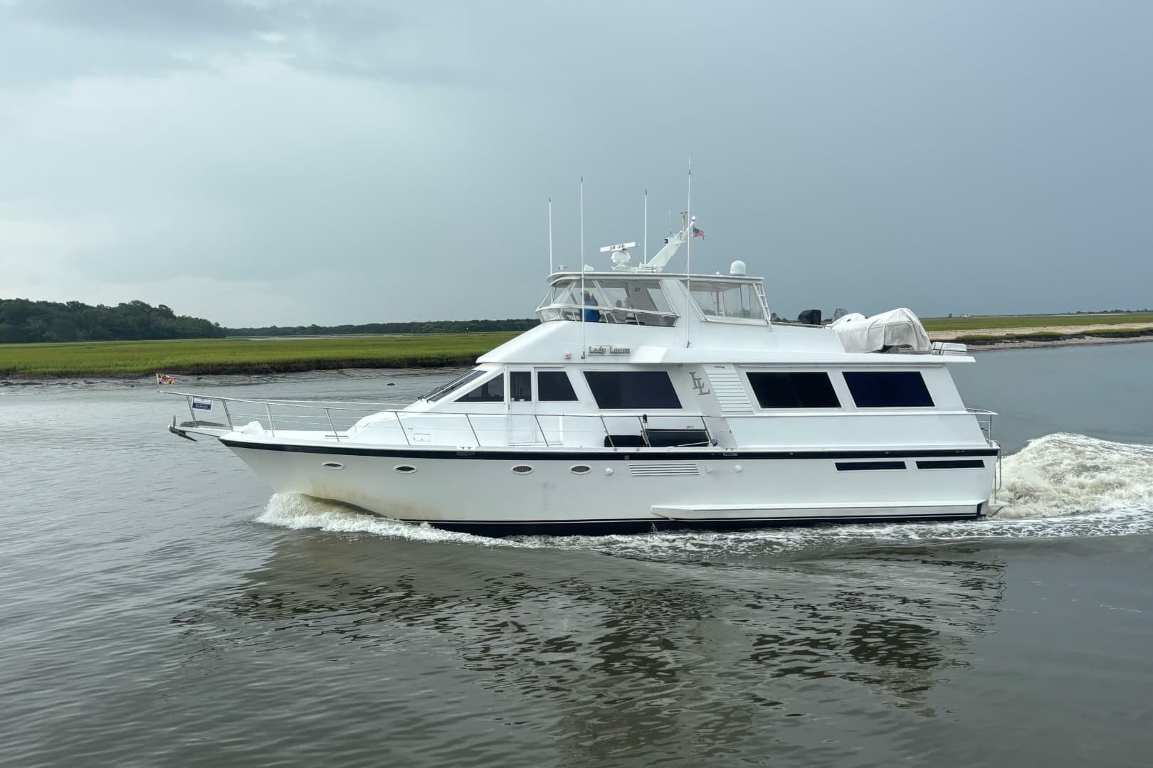 1989 Viking Motor Yacht