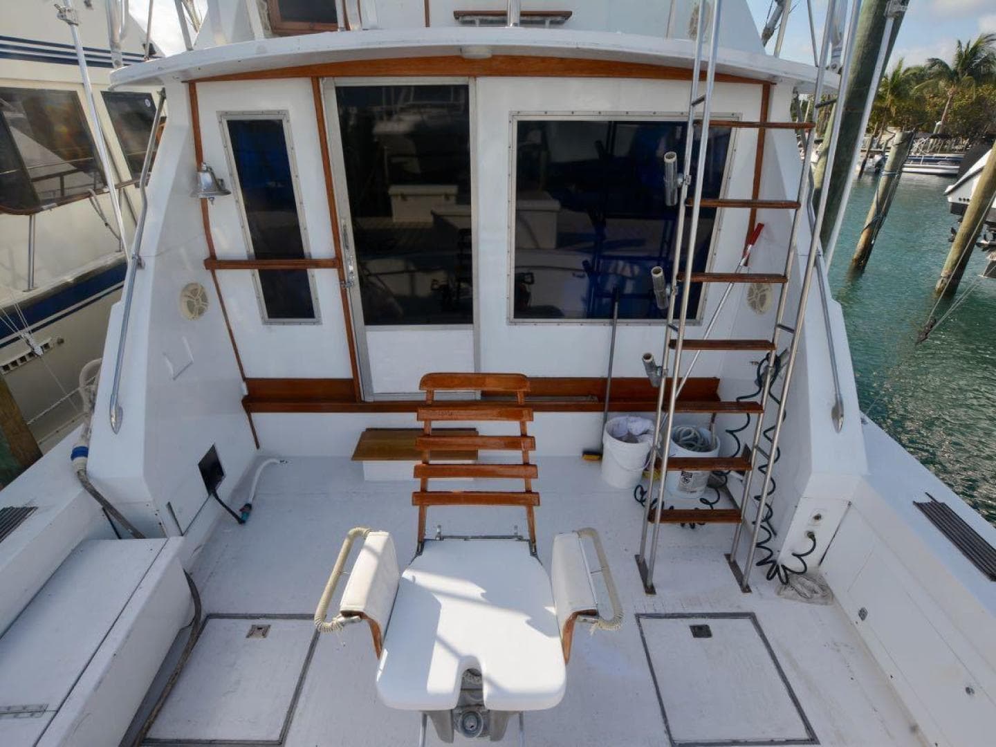 1984 Bertram 42 Convertible