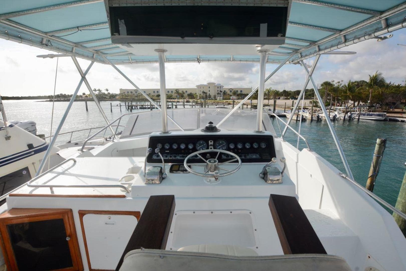 1984 Bertram 42 Convertible