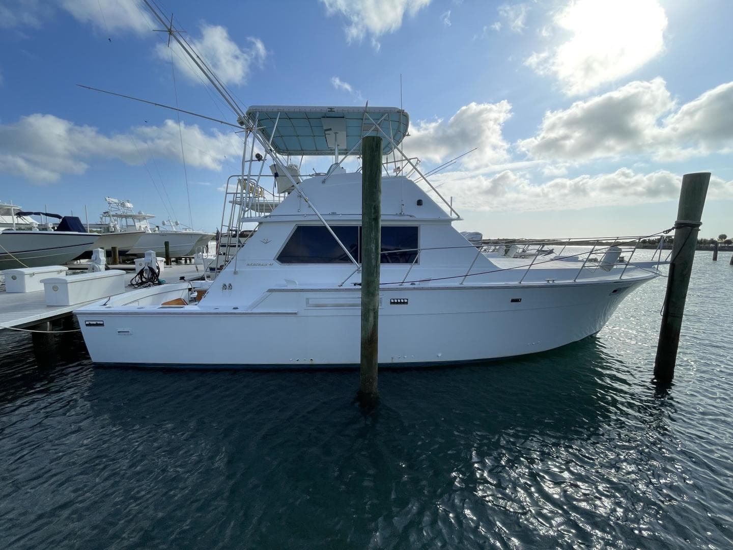 1984 Bertram 42 Convertible