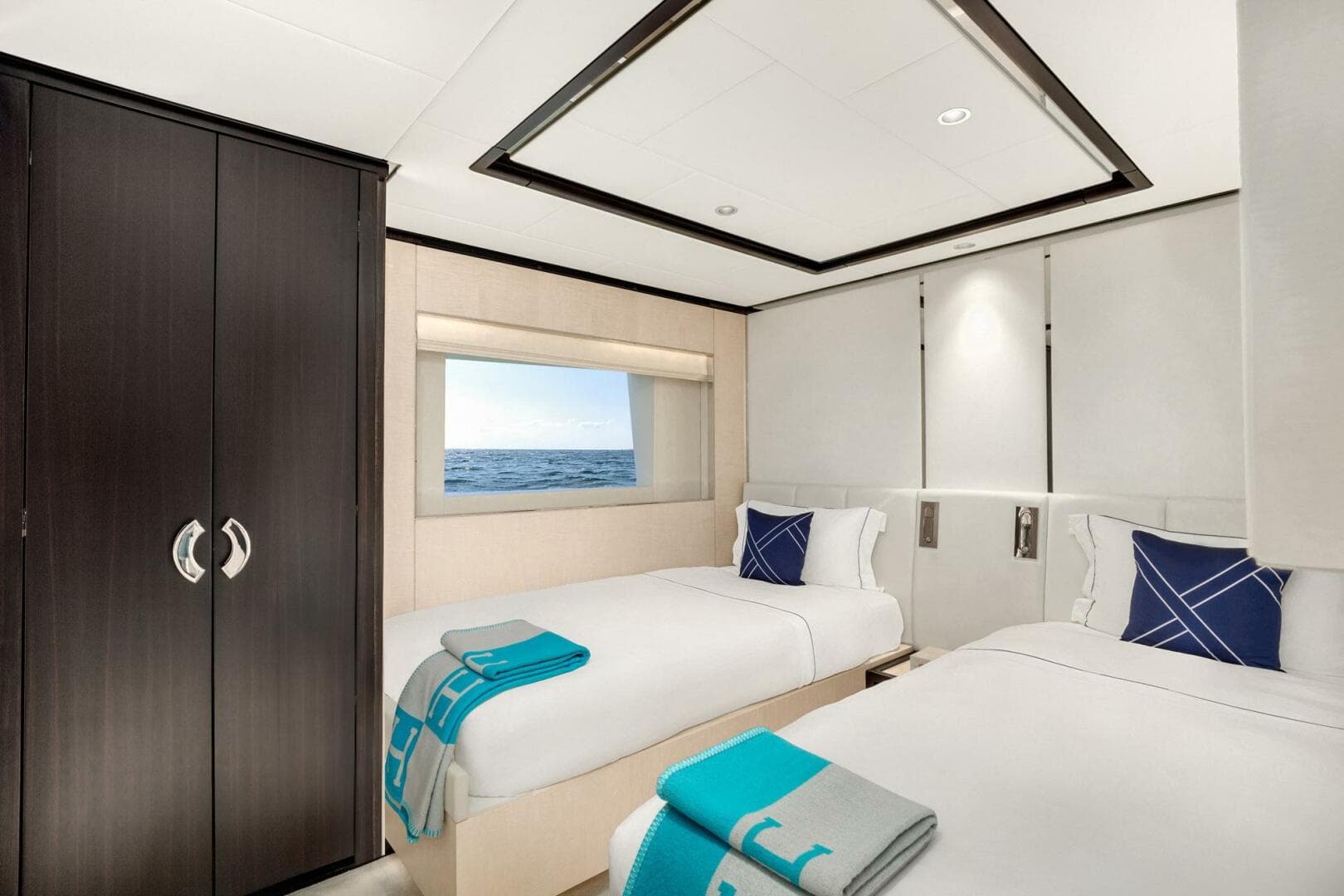 2022 Majesty Yachts 120