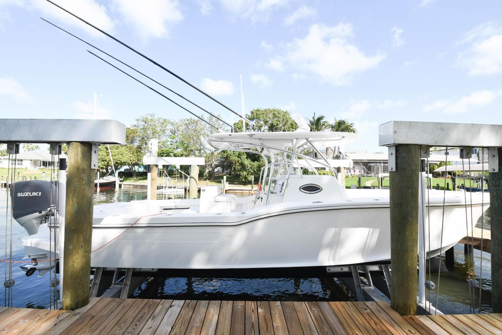2019 Ocean Master 336 Center Console 