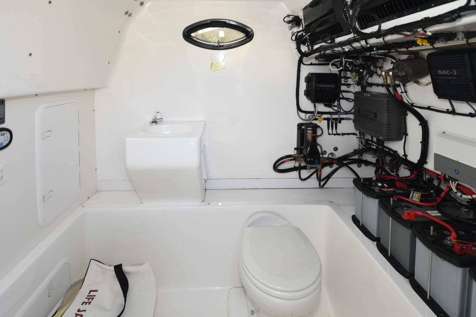 2019 Ocean Master 336 Center Console 