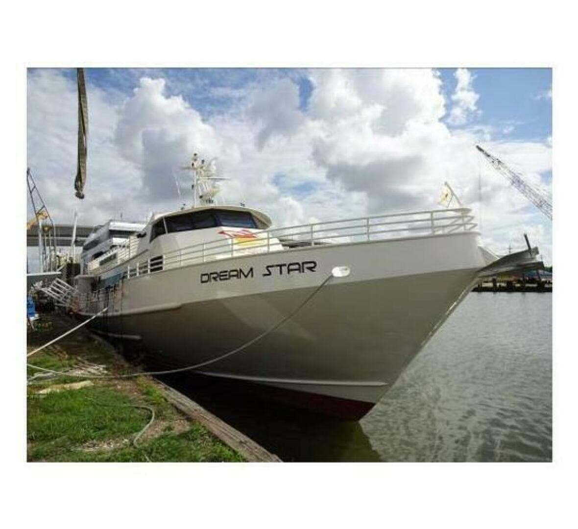 1981 Custom Camcraft / Midship Marine High Speed Passenger Vessel