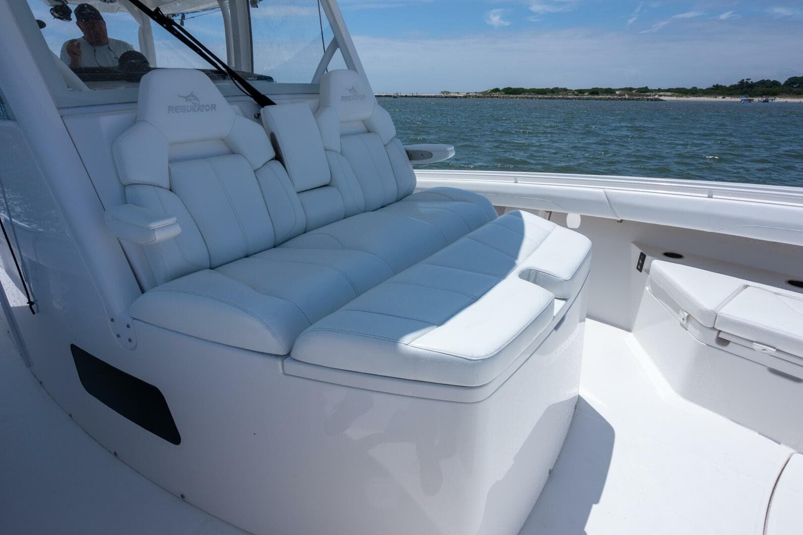 37 Regulator 2022 Dave 44