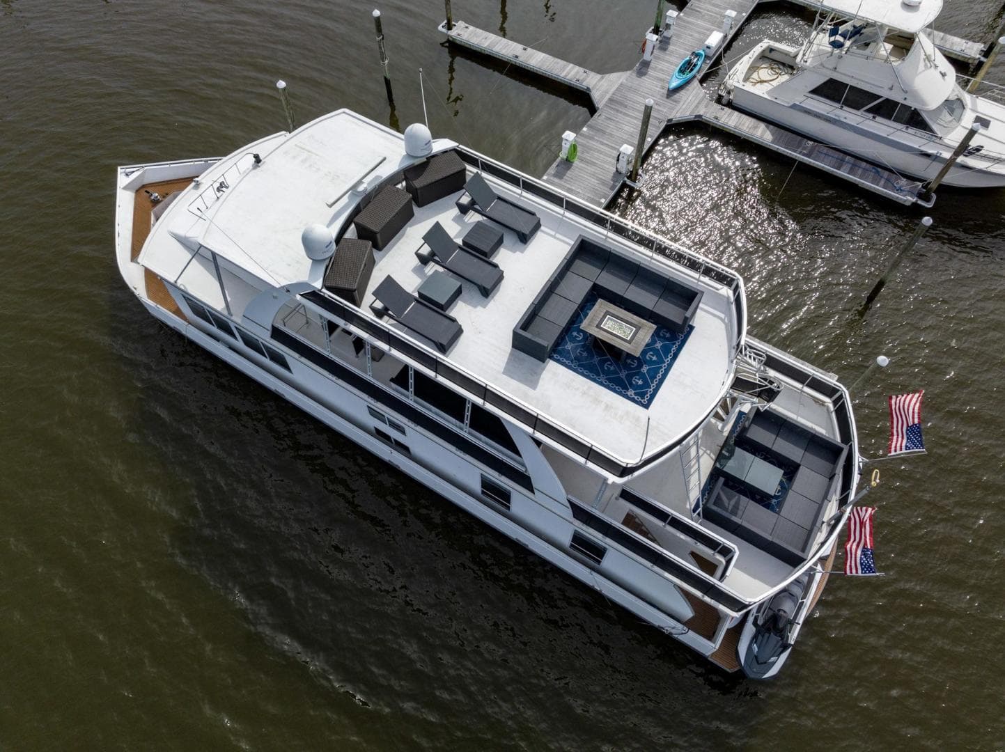 2008 Fantasy 82 Coastal Yacht