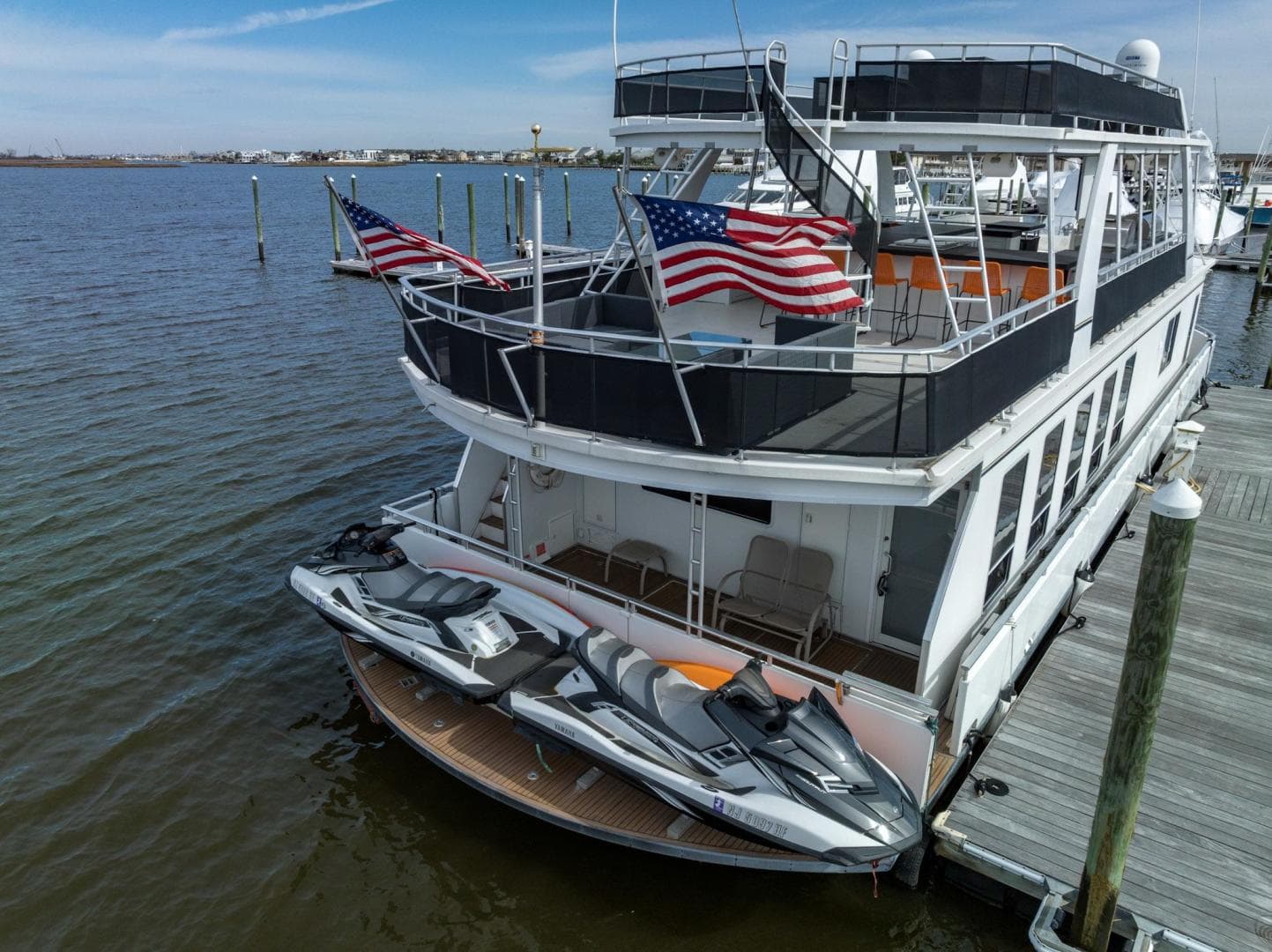 2008 Fantasy 82 Coastal Yacht