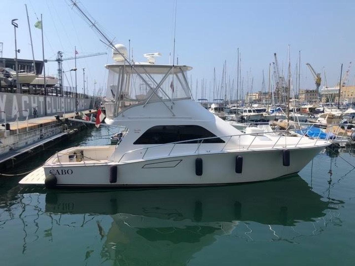 2006 Cabo Flybridge