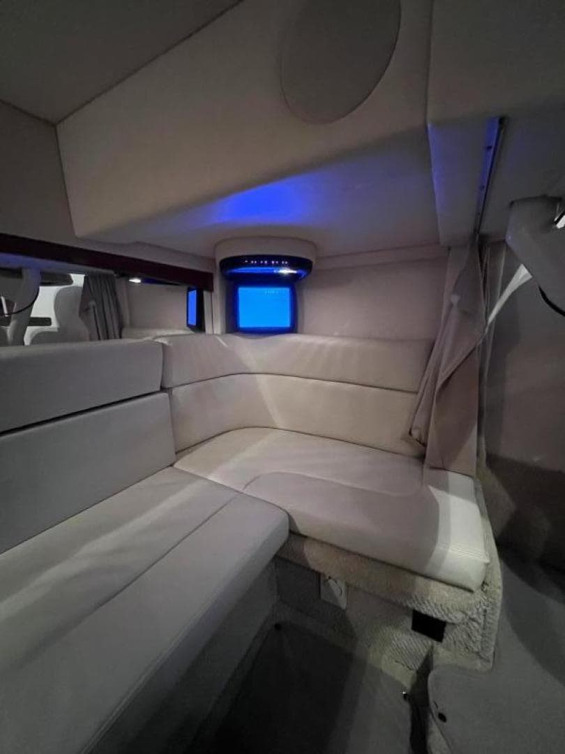 2005 Sea Ray Sundancer 320