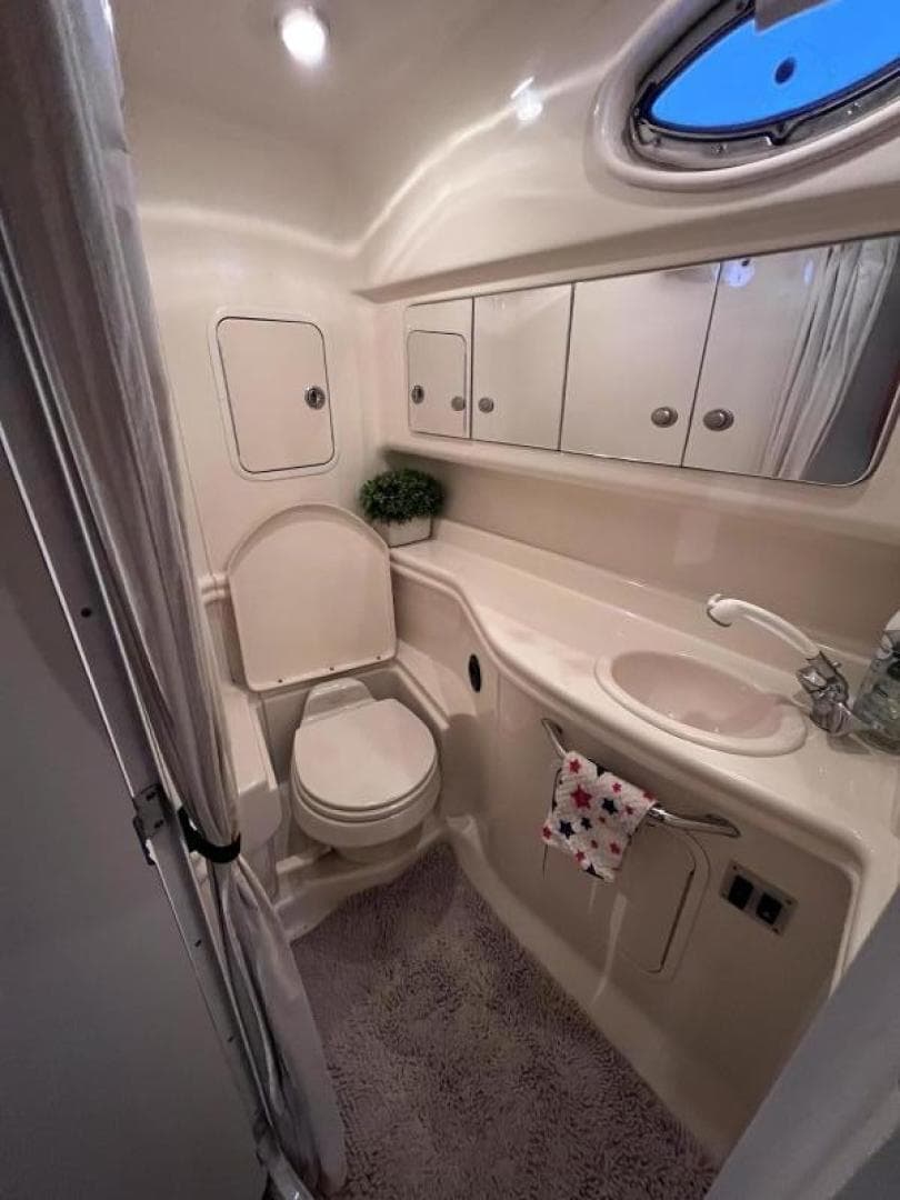 2005 Sea Ray Sundancer 320