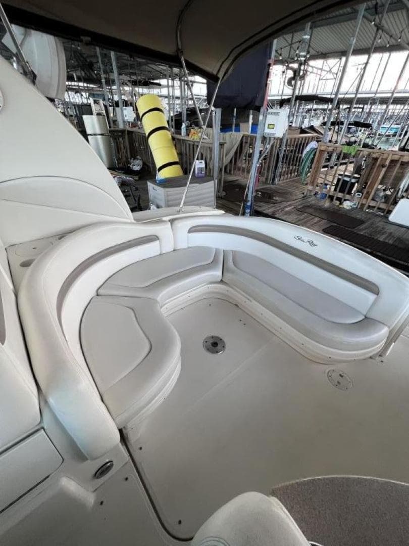 2005 Sea Ray Sundancer 320