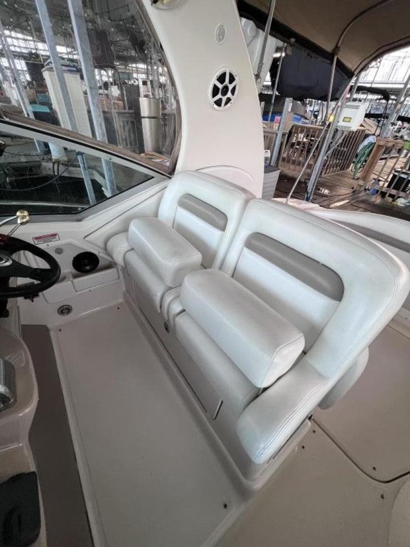 2005 Sea Ray Sundancer 320