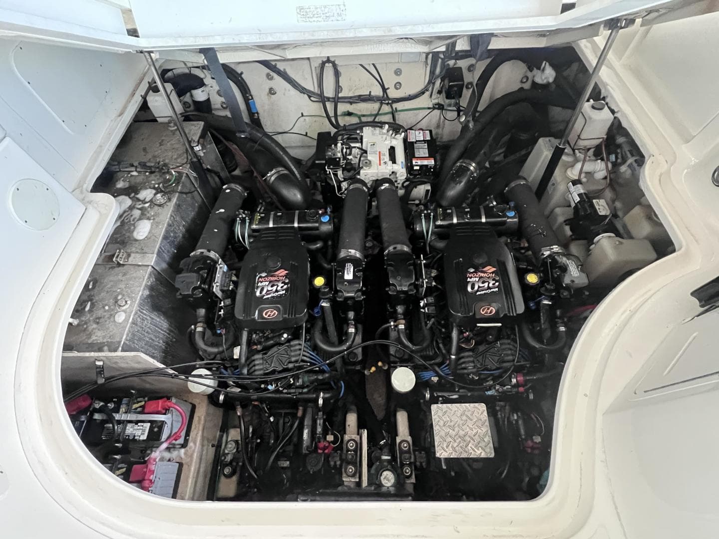 2005 Sea Ray Sundancer 320