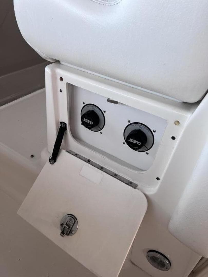 2005 Sea Ray Sundancer 320