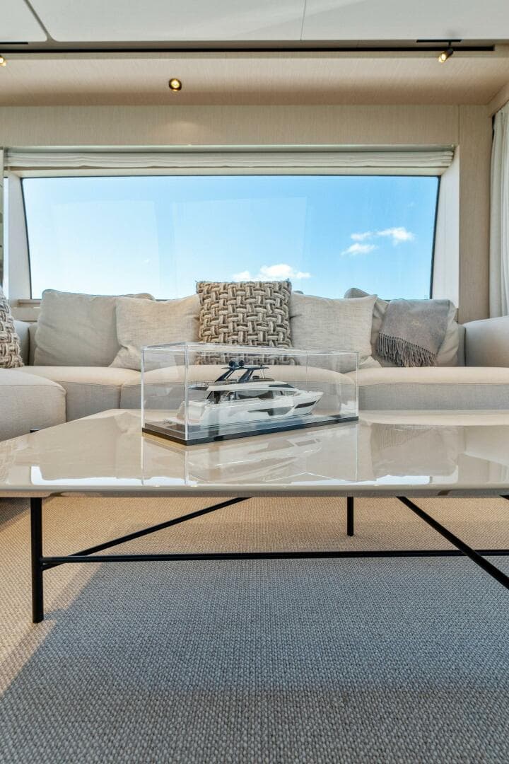 2023 Ferretti Yachts 780