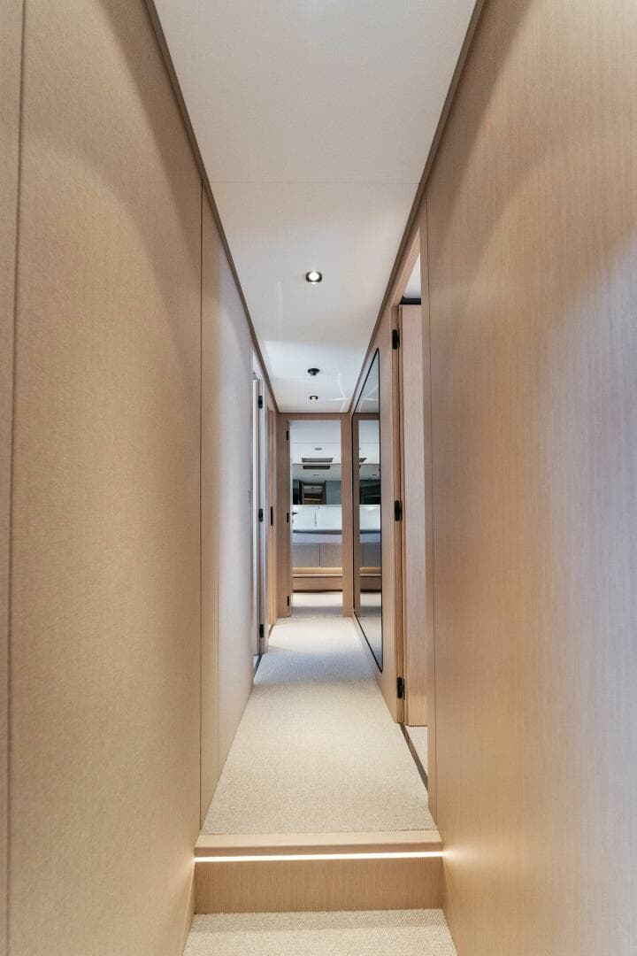 2023 Ferretti Yachts 780