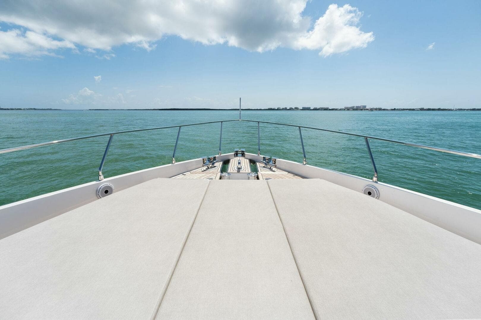 2023 Ferretti Yachts 780