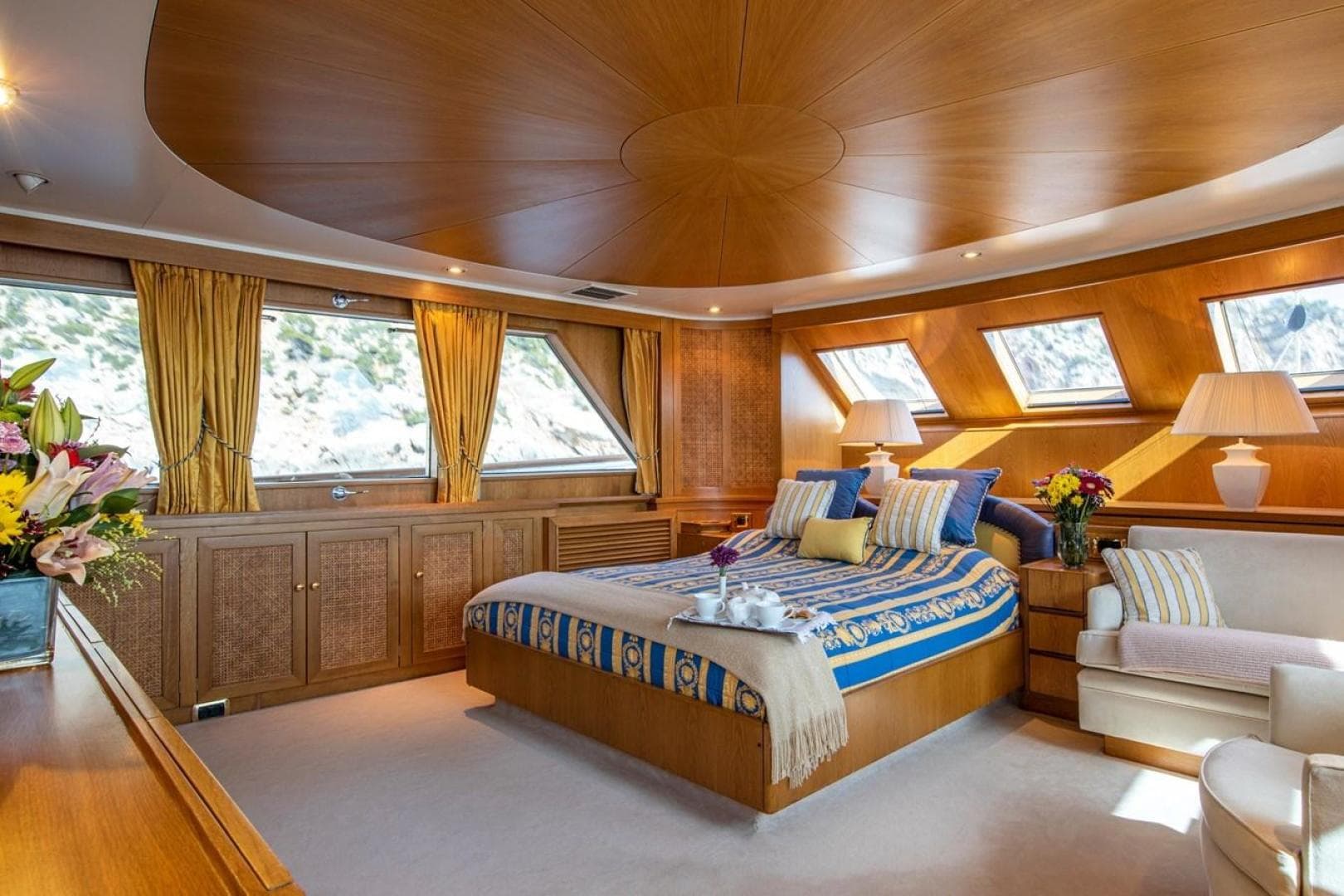 1982 Feadship 