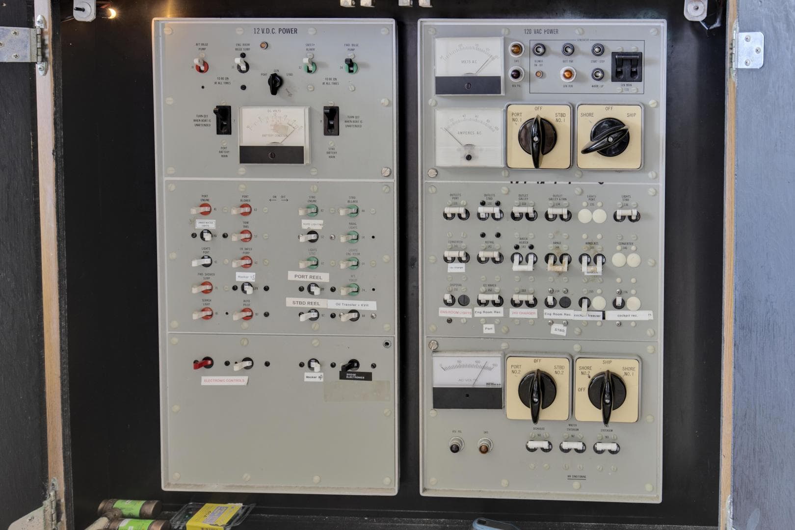 1981 Bertram 42 Convertible Balls To The Wall Breaker Panel