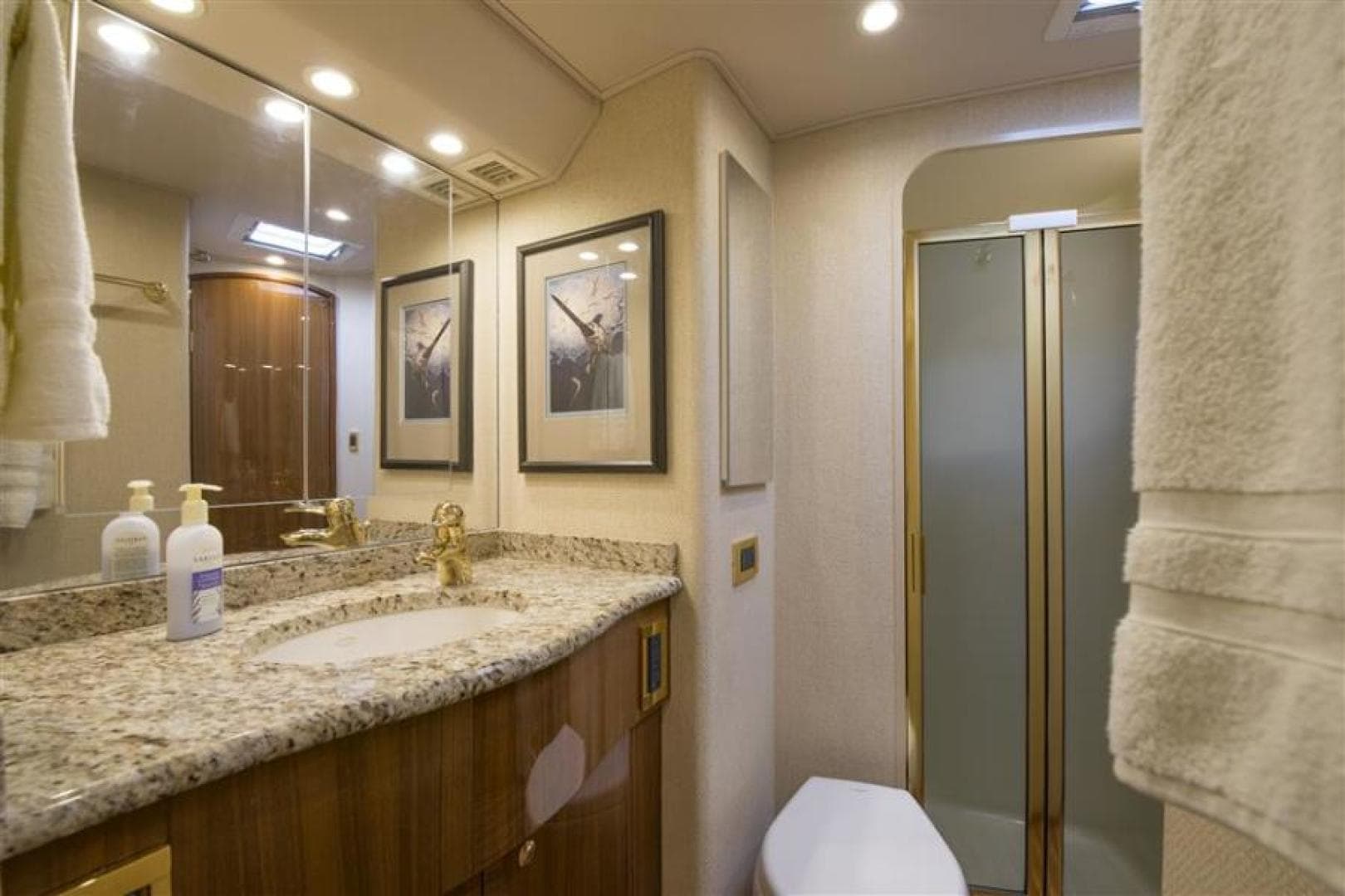 2008 Viking 52 Sport Coupe She's All Hooked Up